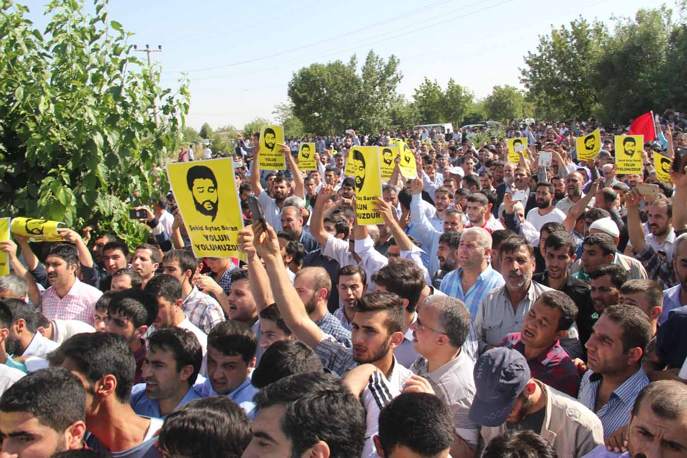 “Aytaç’ı,Yasin Börü ve arkadaşlarını katledenler Şehit etti” “Aytaç’ı,Yasin Börü ve arkadaşlarını katledenler Şehit etti”